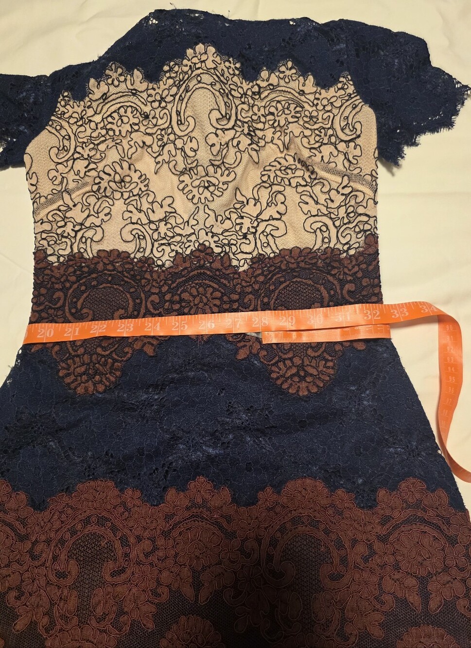 Elegant Lace Dress with Blue and Burgundy Accents Size 1 - Picture 12 of 16
